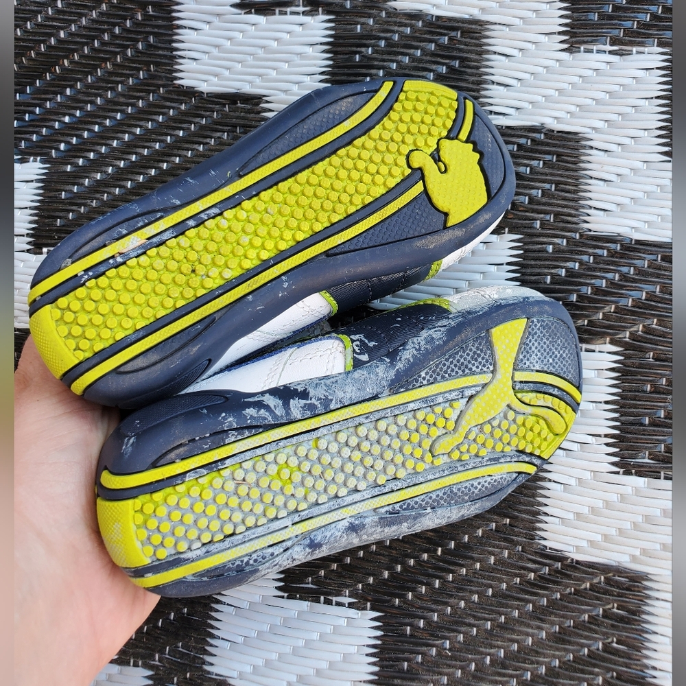 Puma size 7! - Picture 4 of 6